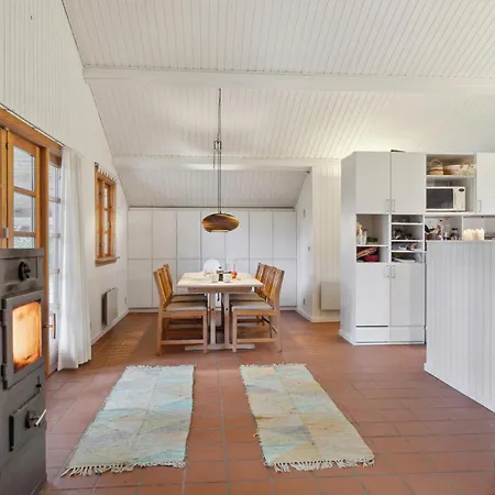 3 Bedroom Gorgeous In *