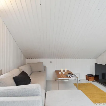 3 Bedroom Gorgeous In Holiday home